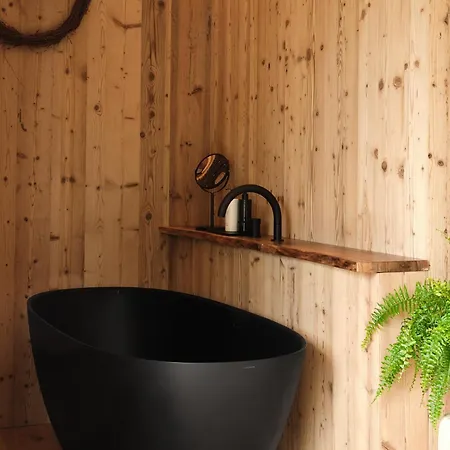 Boutique Hotel E Chalets Salvadori-3